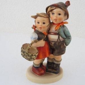 Hummel Goebel figurine Boy & Girl w basket